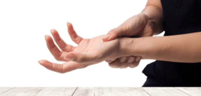 뇌졸중 발병 이후 잃어버린 손 기능을 되찾을 수 있을까요?